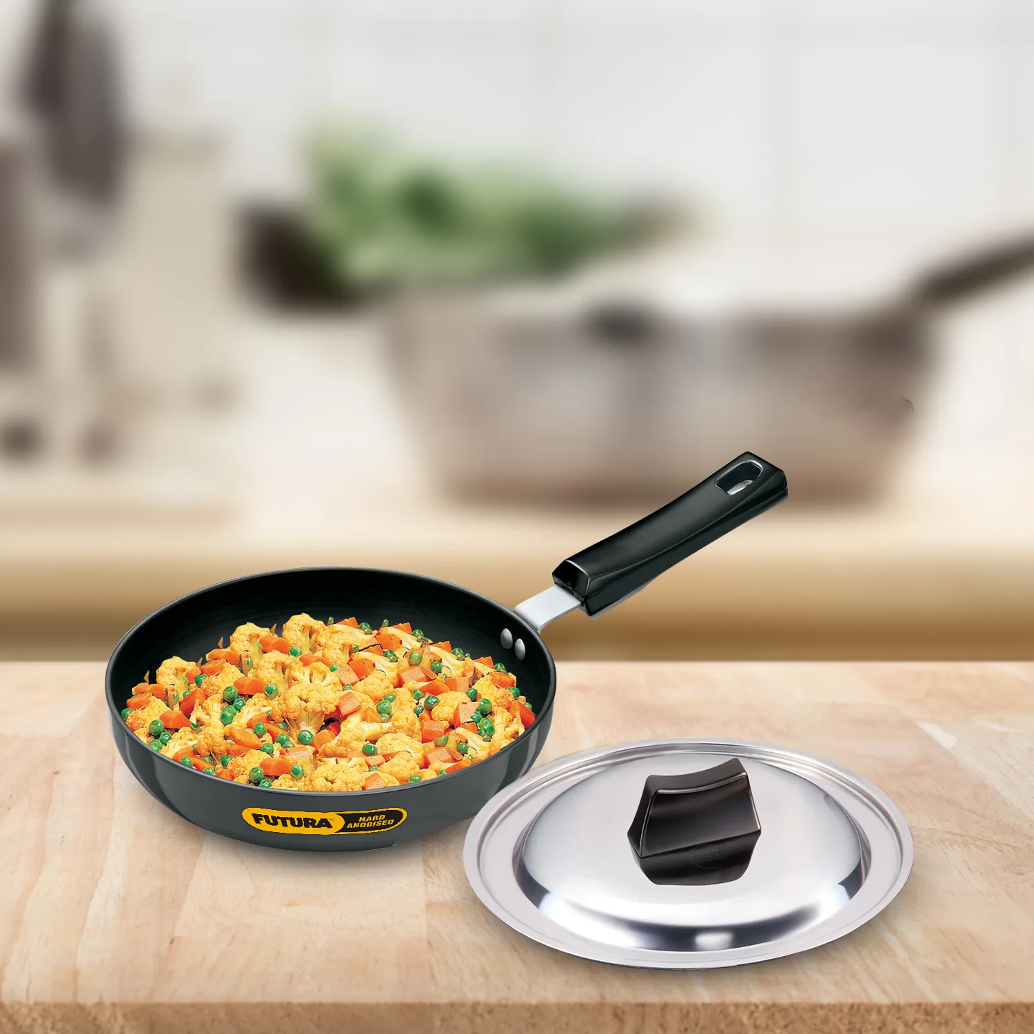 Hawkins Futura Hard Anodised Frying Pan 20 cm with Glass Lid