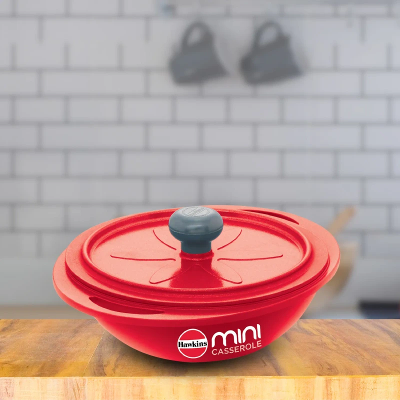 Hawkins Die Cast Red Round Mini Casserole 0.75 Litre with Lid