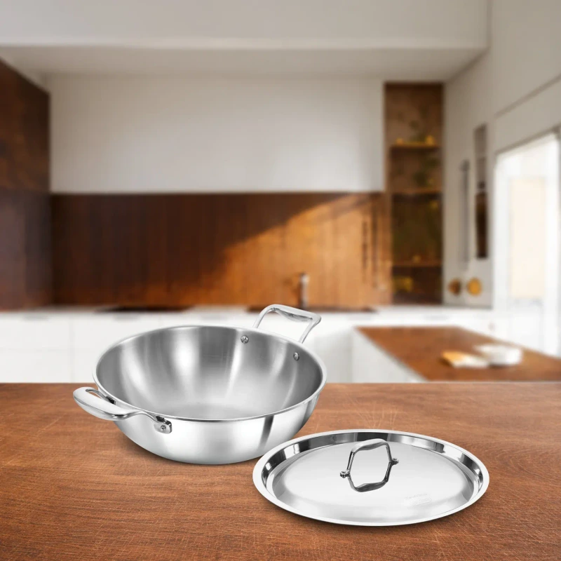 Hawkins Induction Compatible Stainless Steel Tri-ply PRO Deep-Fry Pan 5 Litre with Stainless Steel Lid