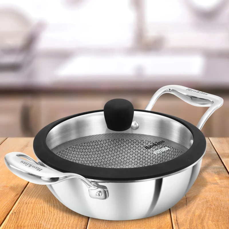Hawkins Induction Compatible Stainless Steel Tri-ply shielded PRO Deep-Fry Pan 1.5 Litre with Glass Lid